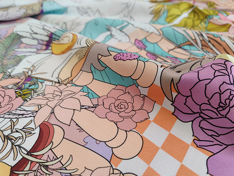 Reversible Dual-Color 19MM 100% Mulberry Silk Twill Scarf -Double-Faced Floral Print Hand-Rolled Hem